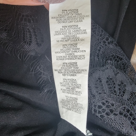 Boohoo - Picture 7 of 7